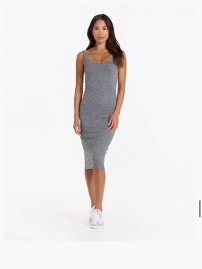 Vuori Halo Essential Dress